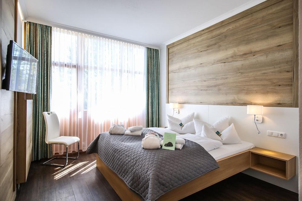 Aktivital Hotel Бад-Грісбах Екстер'єр фото